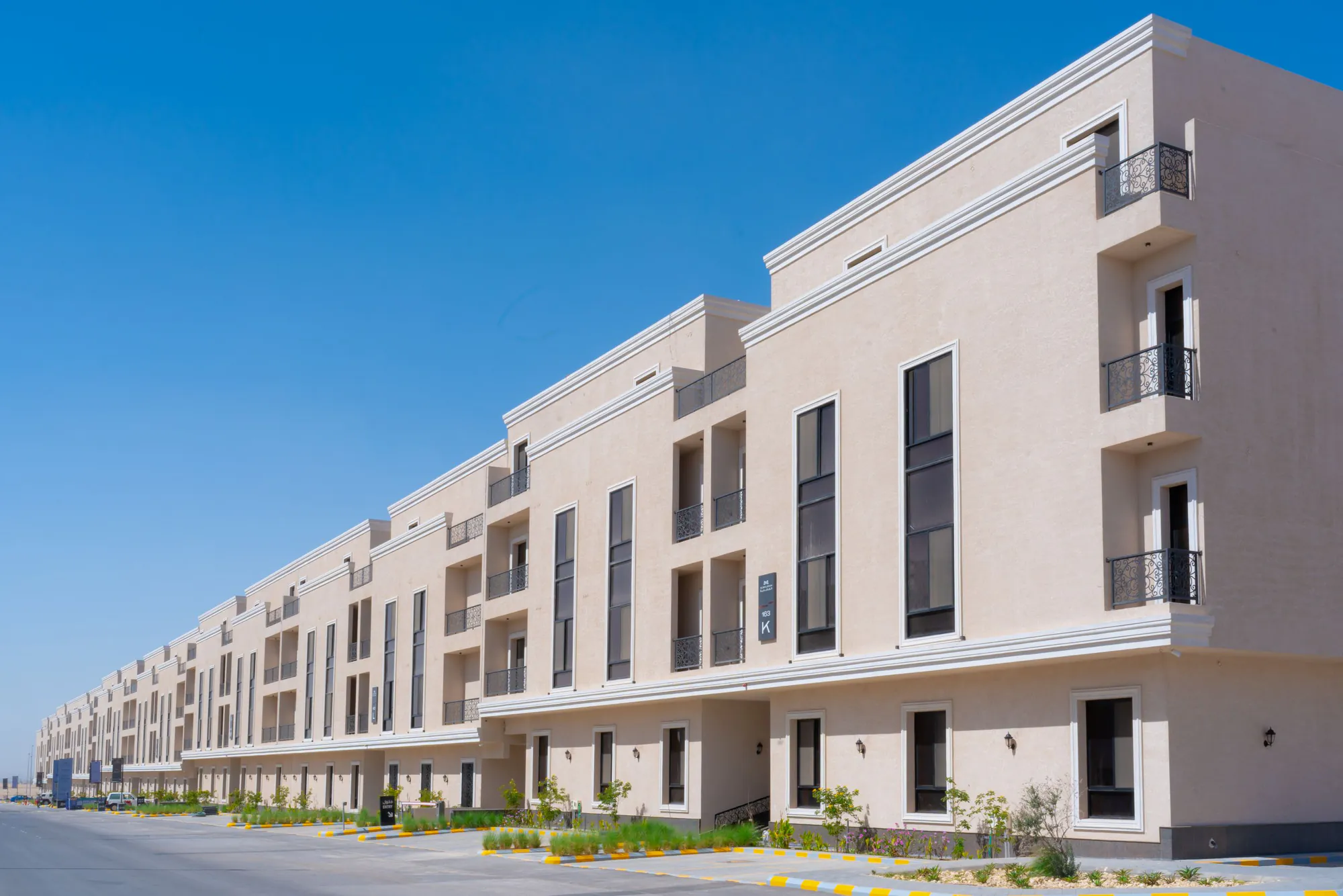 Photograph of the neoclassical apartment buildings at Al Majdiah 163 from a second angle